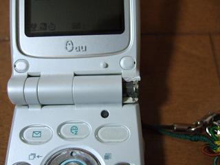 qWm